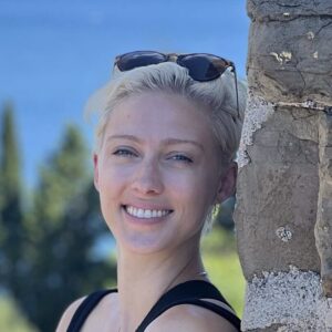 Daisy profile picture.